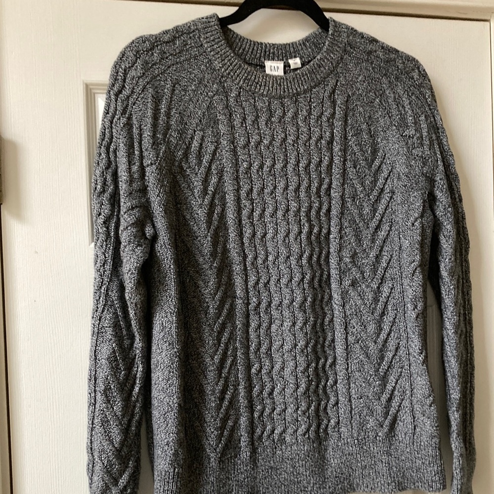 Gap cable knit sweater, worn once. Charcoal gray in color.